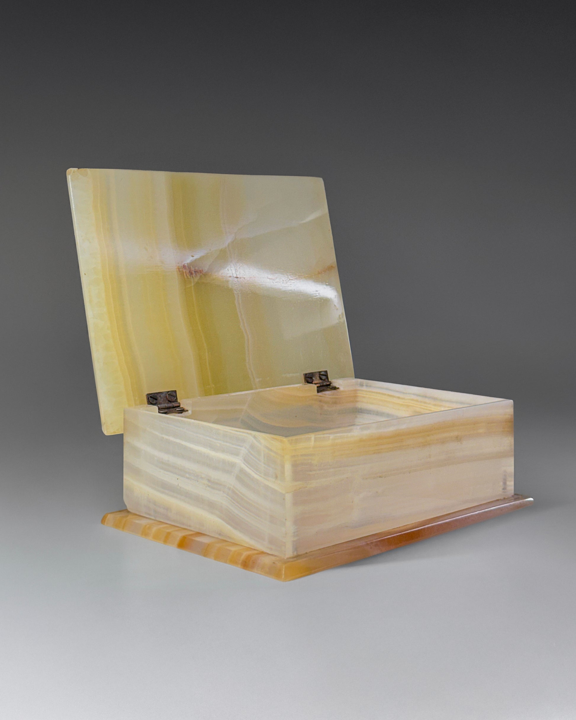 Aleyè Nomade No. 18 - Green Onyx Box