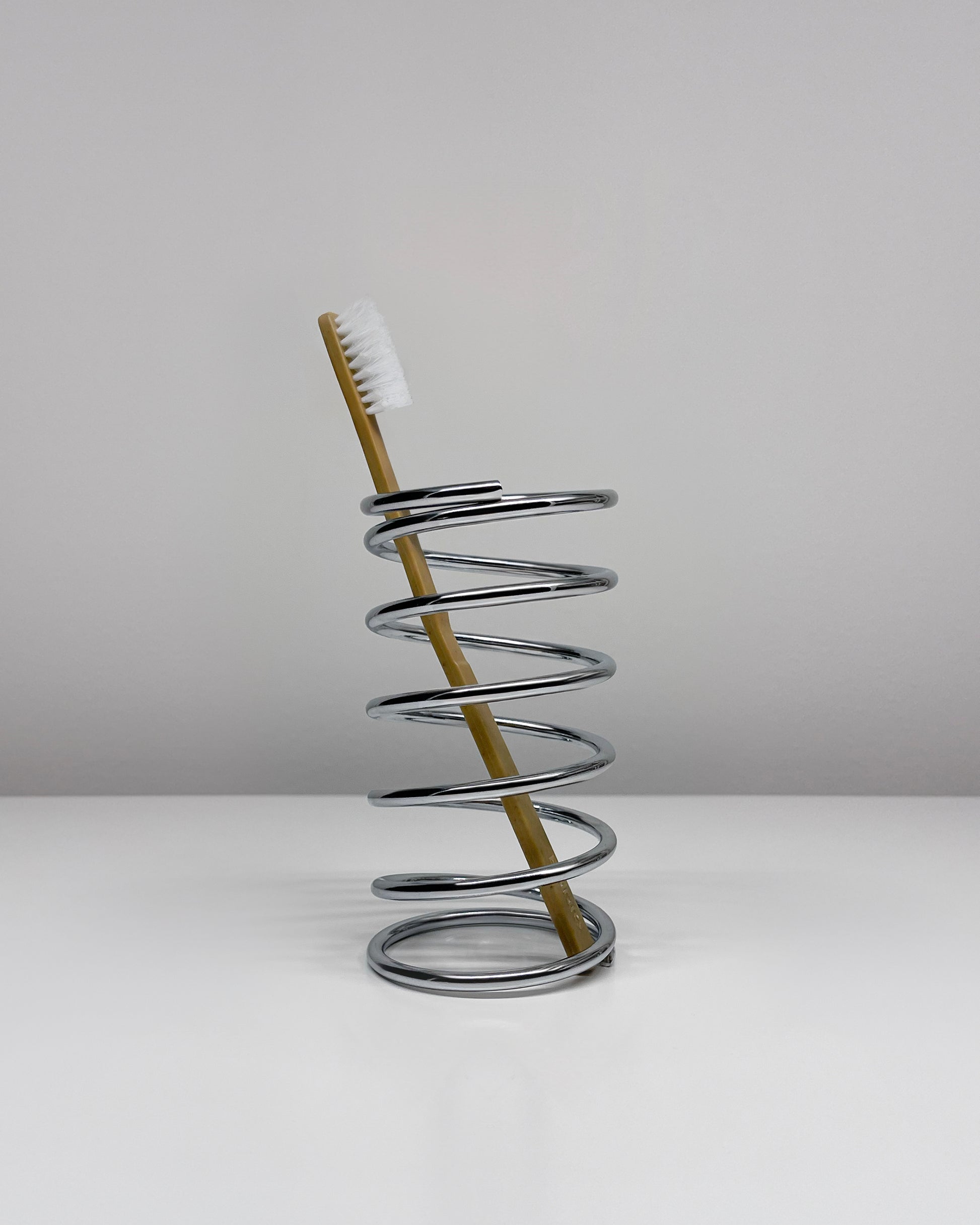 The Tobu Toothbrush Holder