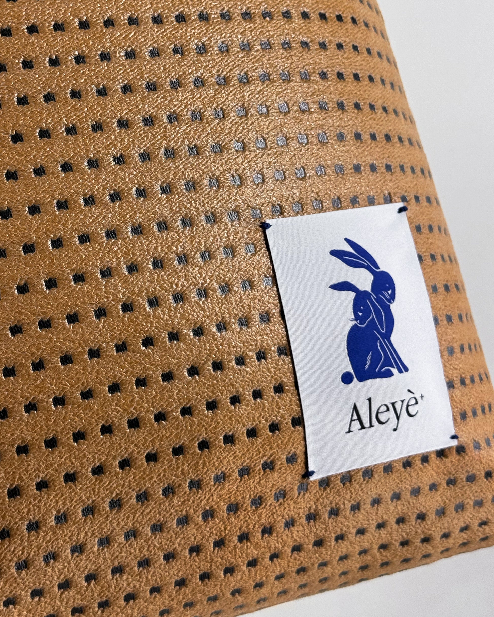 Aleyè Studio Pillow No.11 – Coated Slate