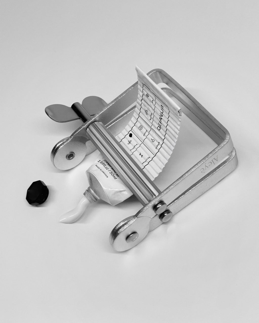 The Elemental Squeezer