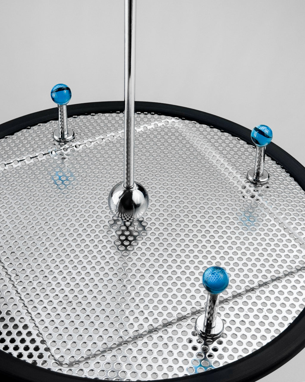 Aleyè Nomade No. 79 – Perforated Steel Napkin Holder