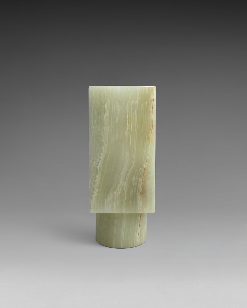 Aleyè Nomade No. 57 – The Onyx Vase