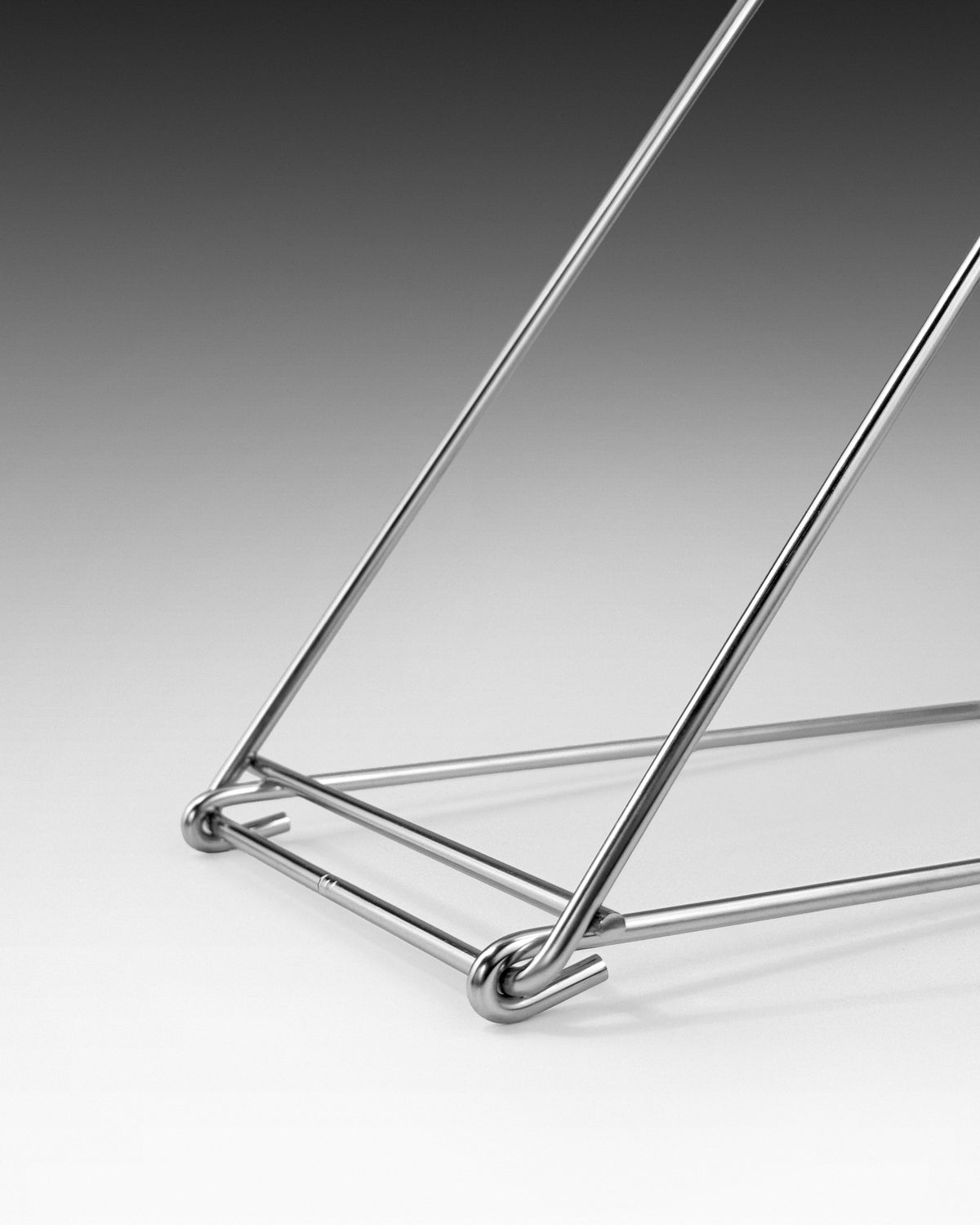 The Z-Frame Holder