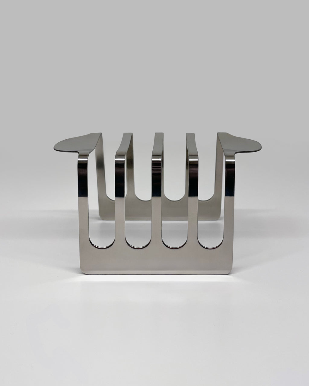 The Chelsea Toast Tray