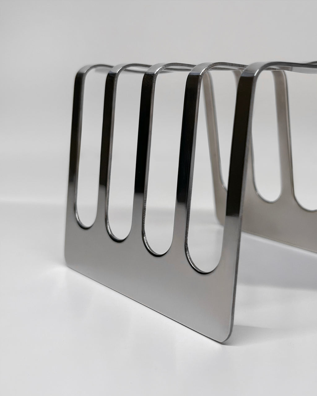 The Chelsea Toast Tray