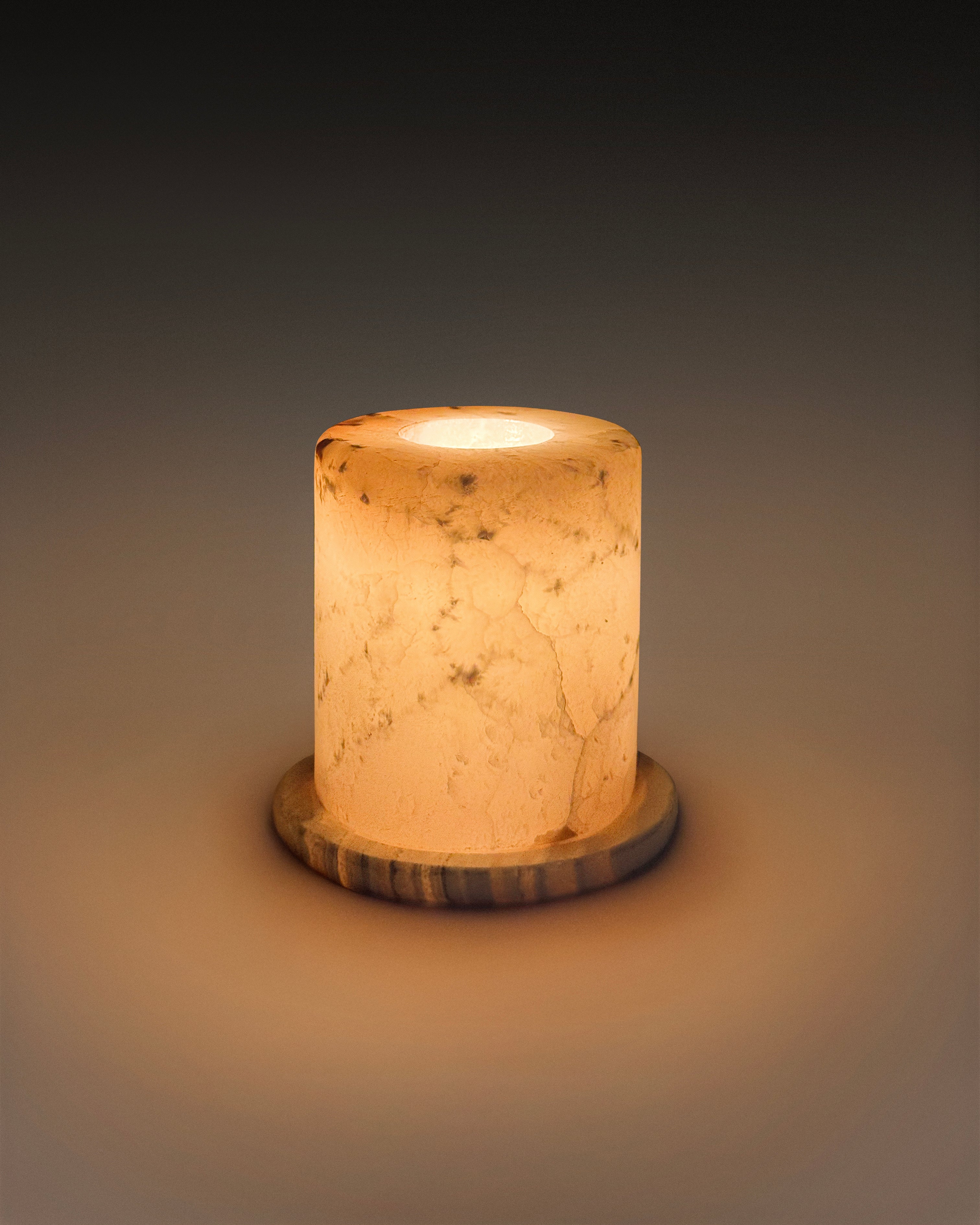 Aleyè Nomade No. 61 – The Alabaster Tealight Holder