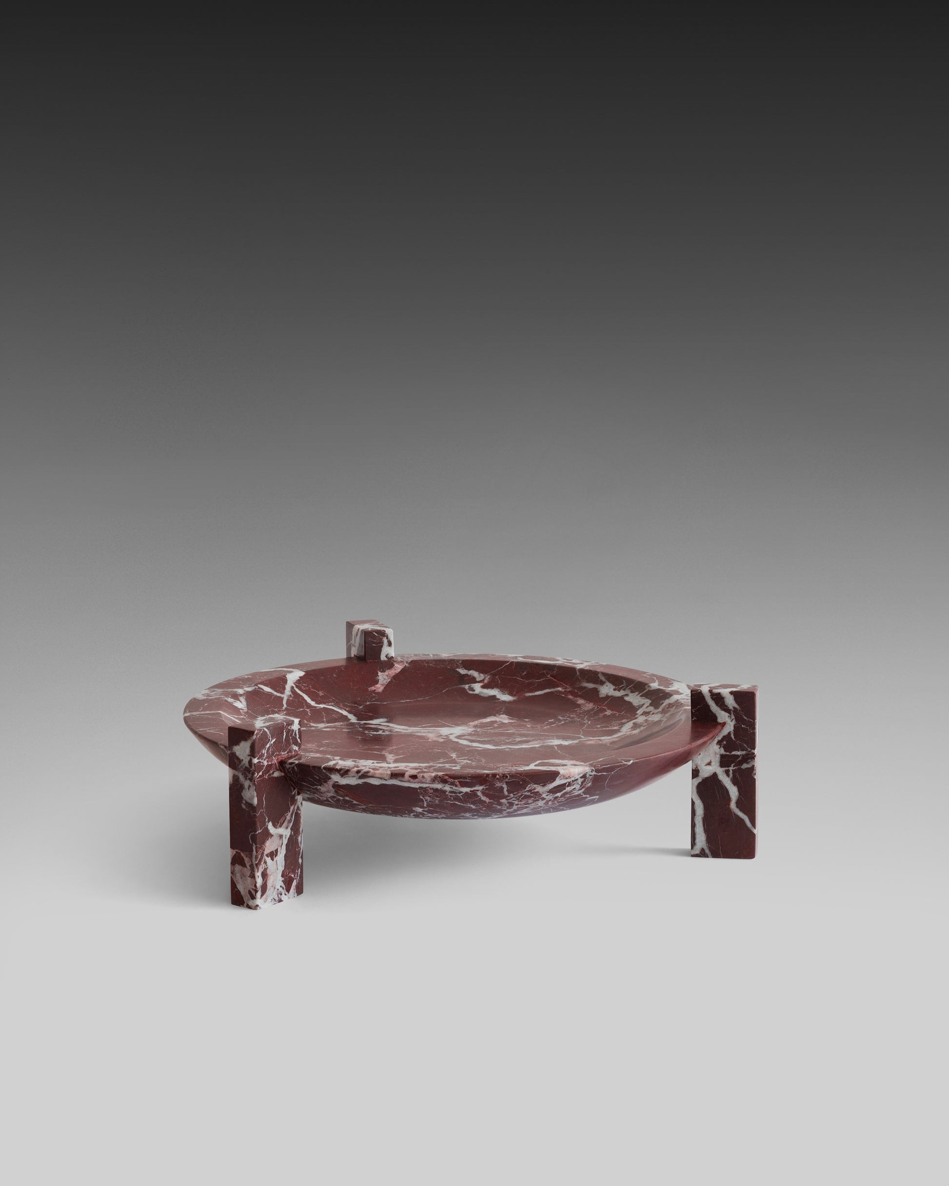 Block Stand Low by Studionudo