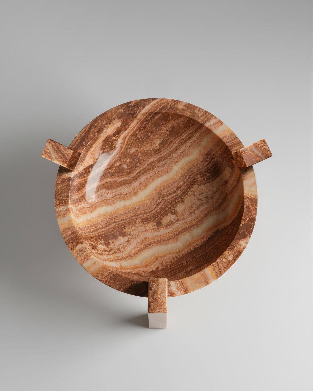 Block Stand Low by Studionudo