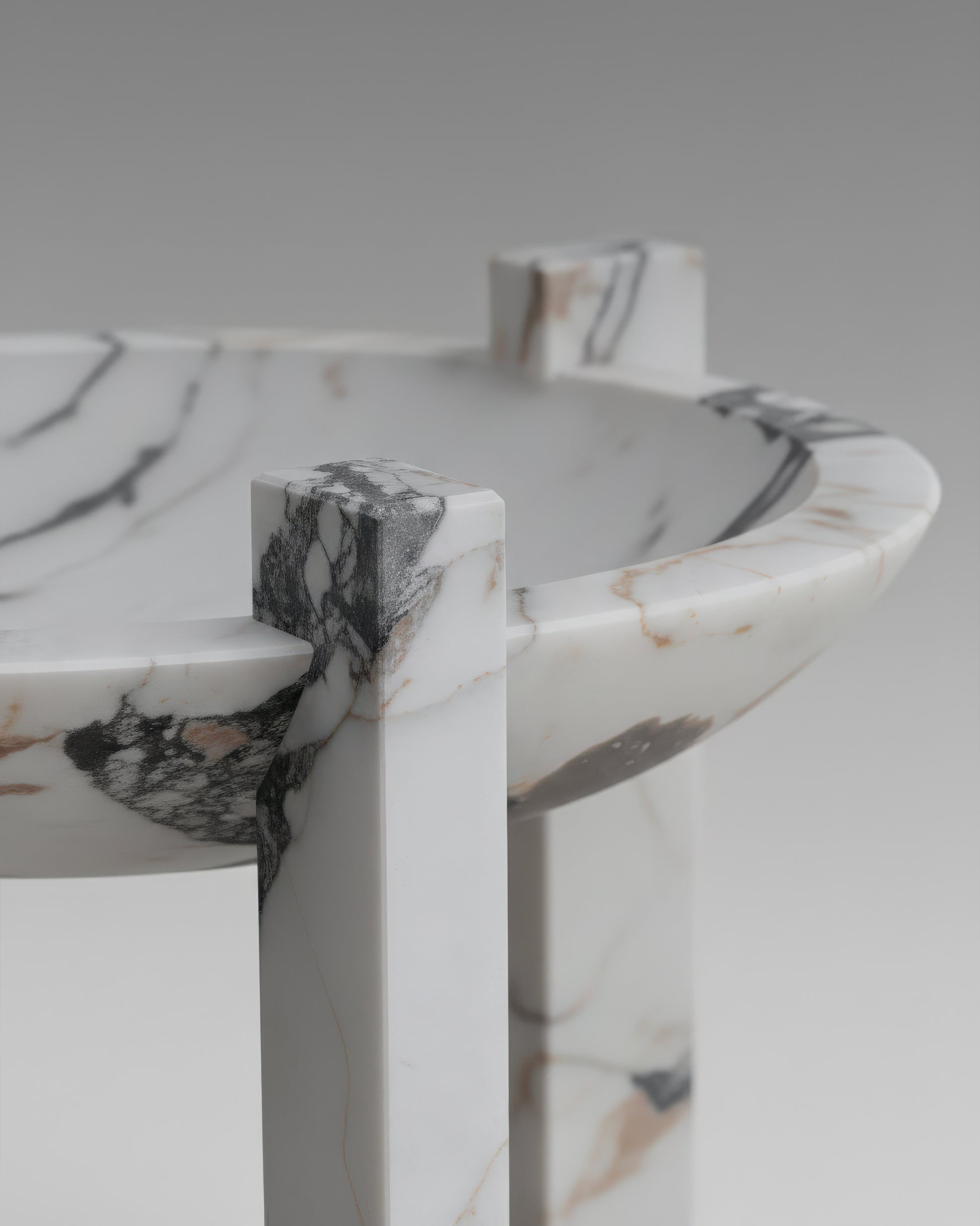 Block Stand High by Studionudo