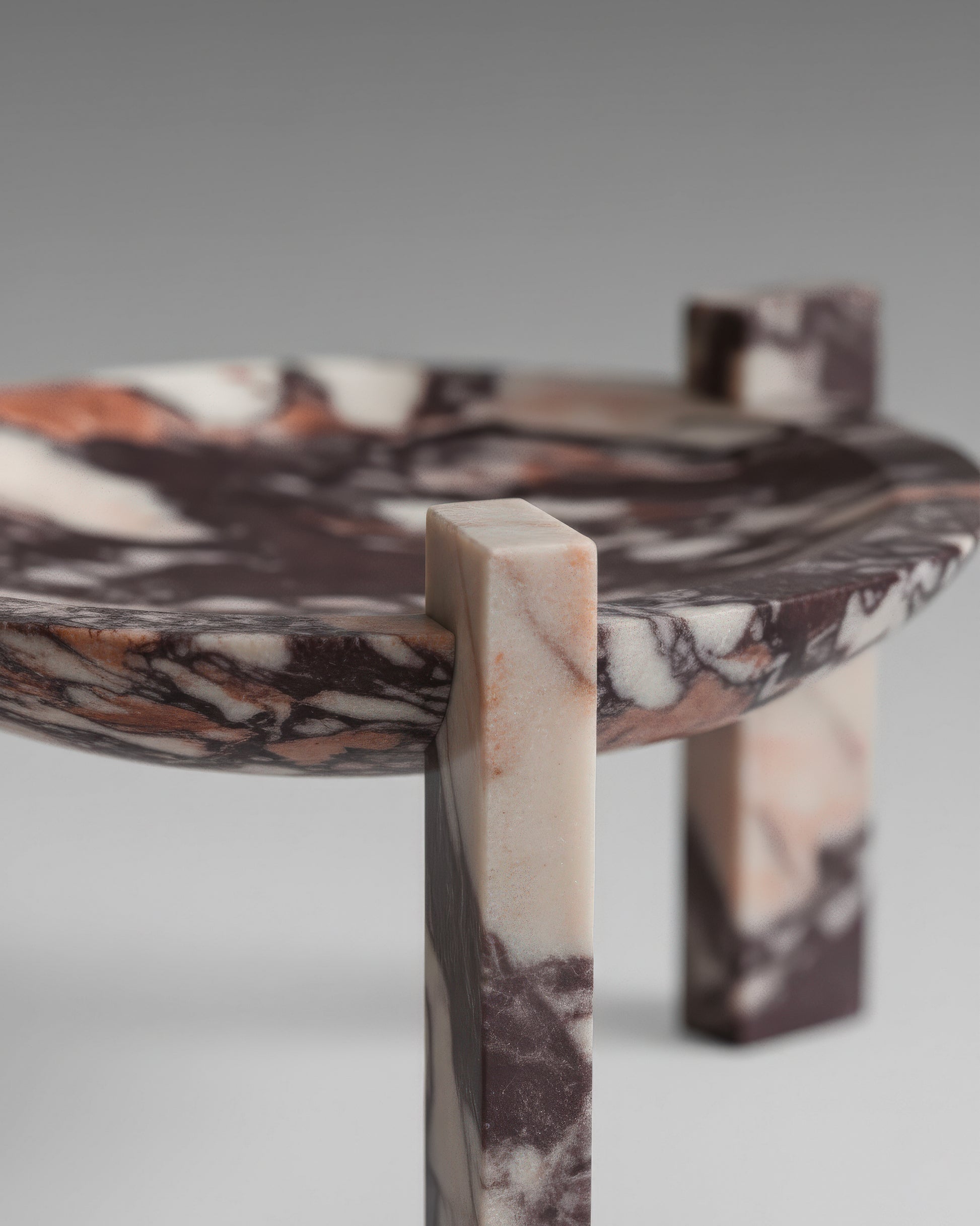 Block Stand High by Studionudo