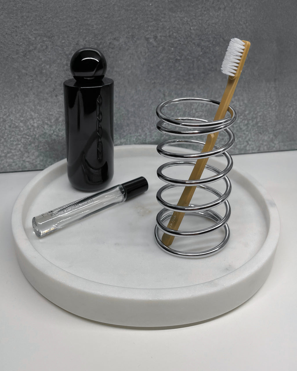 The Tobu Toothbrush Holder