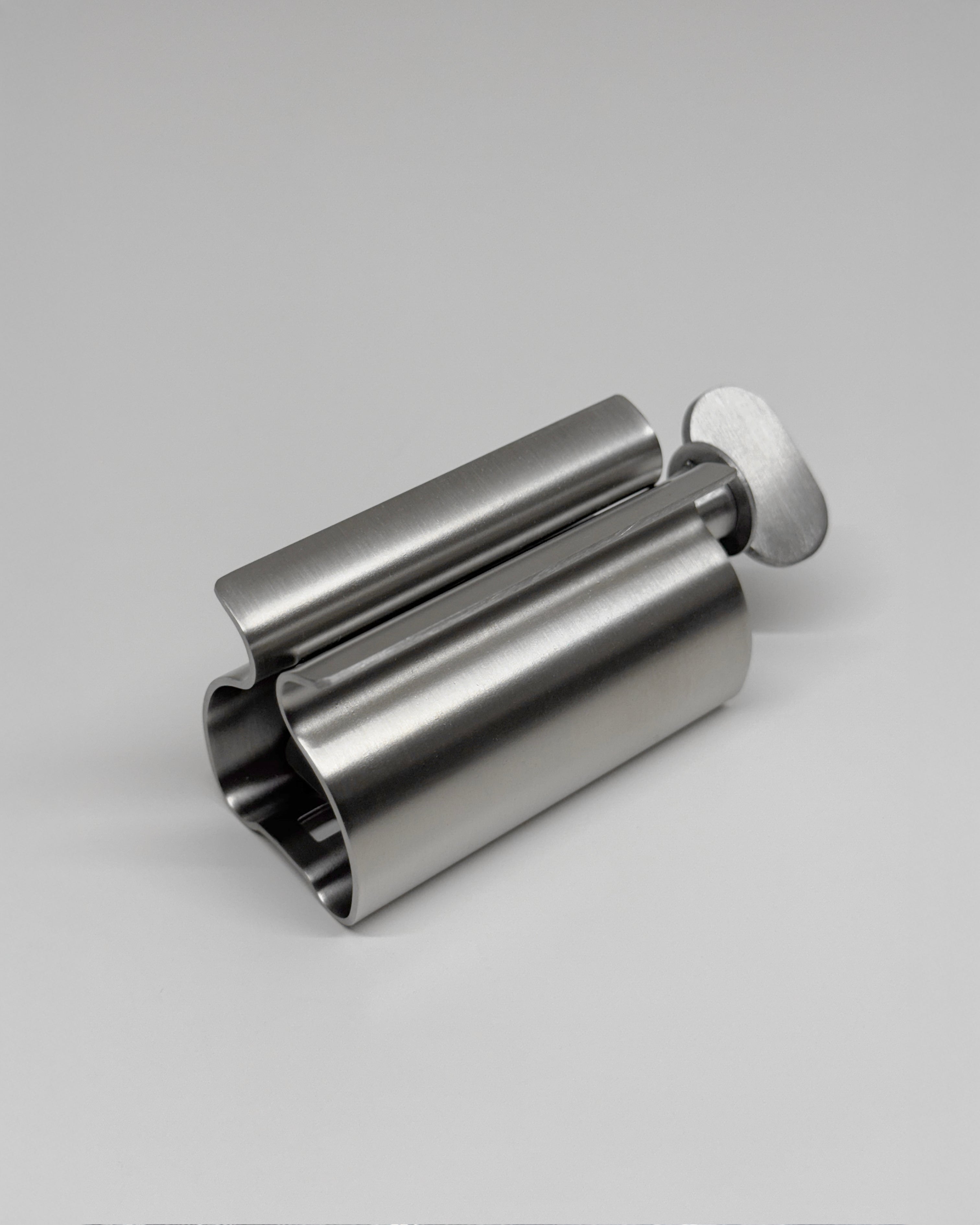 The Hikari Squeezer