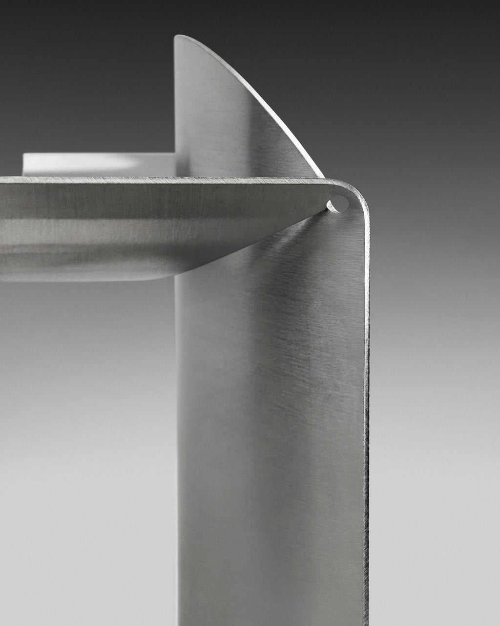 Tubular Object by Zowa in Mirror Finish