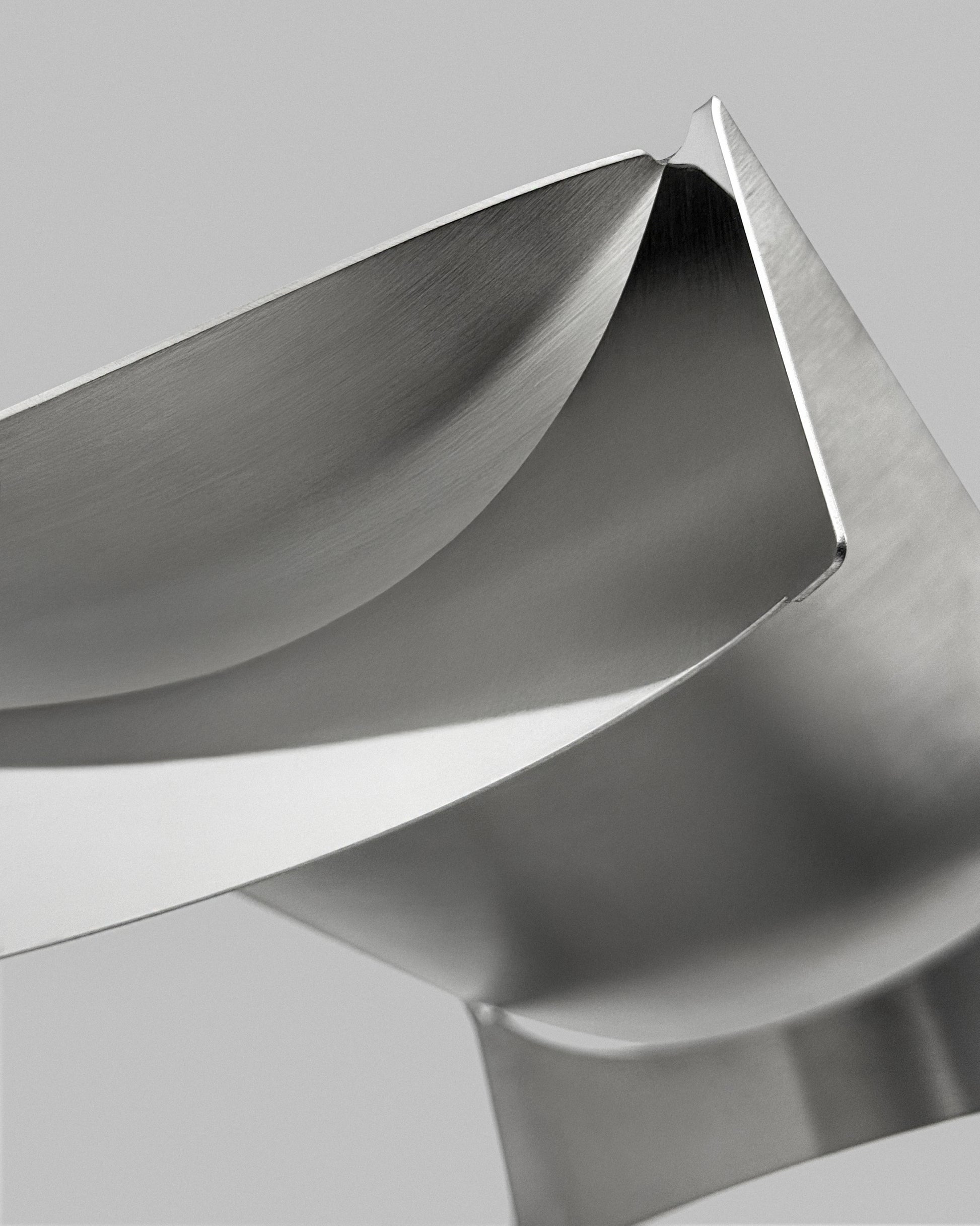 Tubular Object by Zowa in Mirror Finish